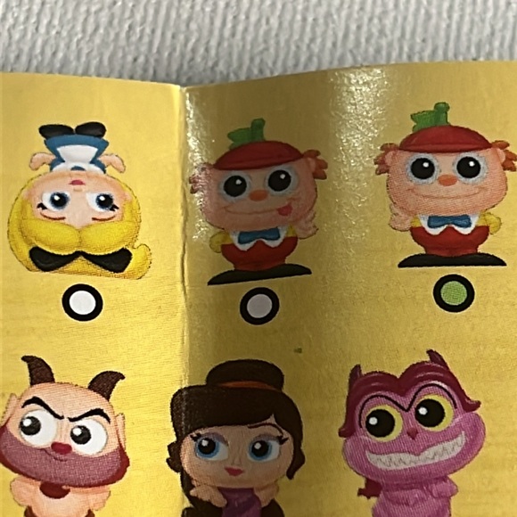 Disney | Doorables | Caterpillar & Tweedle Dum | Alice and Wonderland - Picture 6 of 6